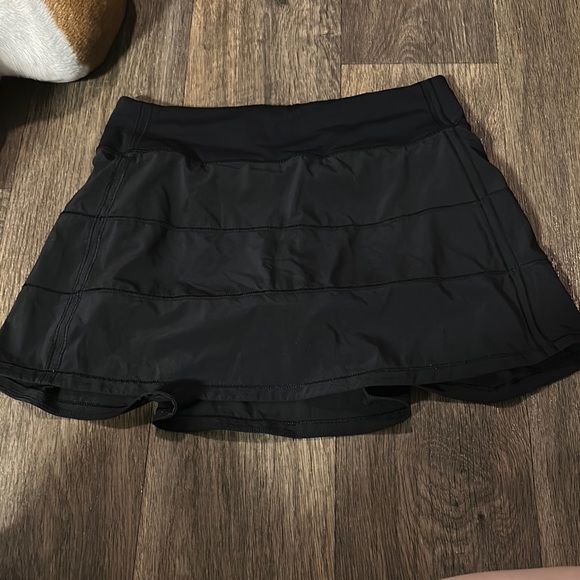 Lululemon Skort - Picture 1 of 8